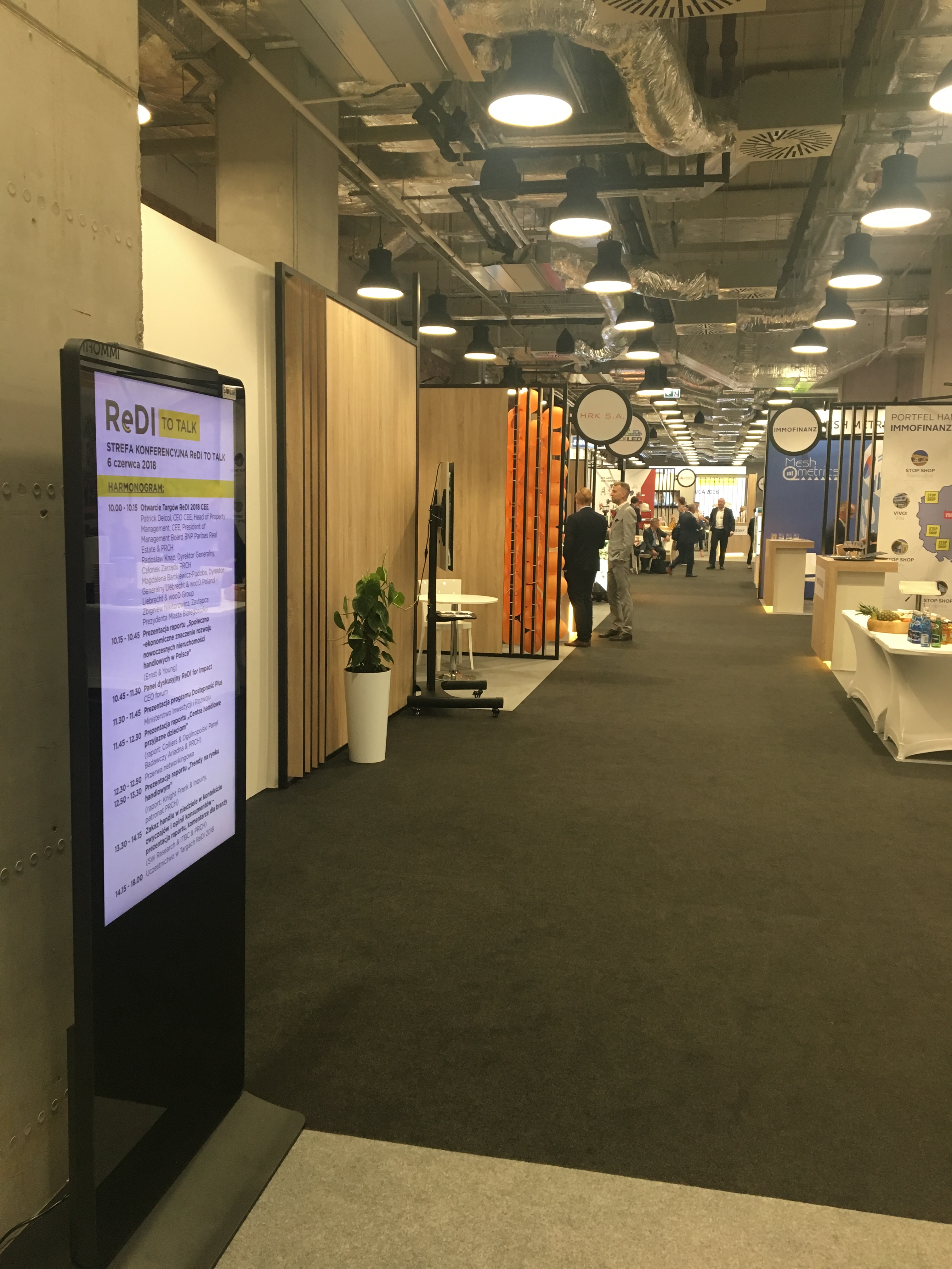 20180606_142532144_iOS Targi ReDI 2018