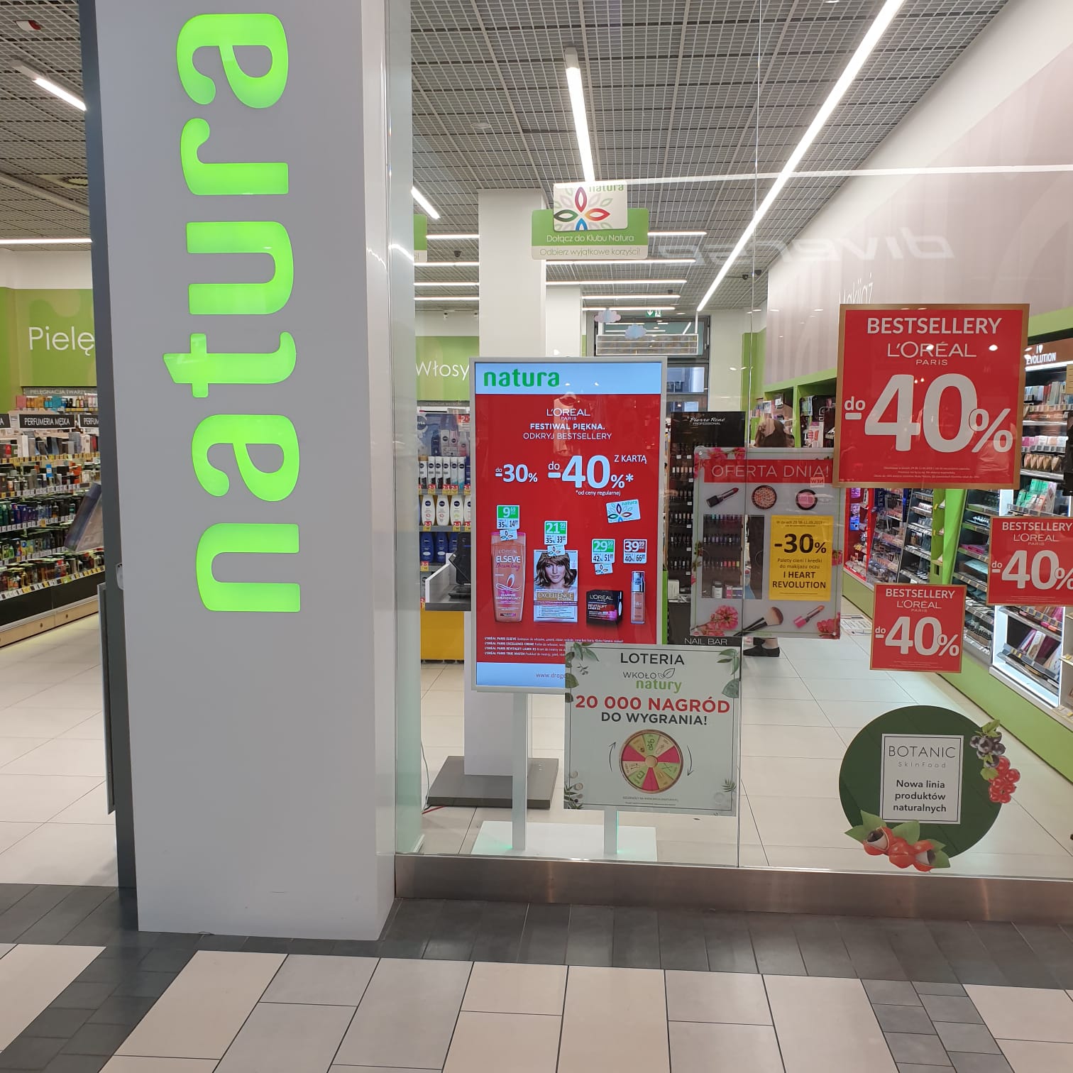 Żabka_galeria1 Solix.pl - Digital Signage dla galerii i sklepów, solix, Solix