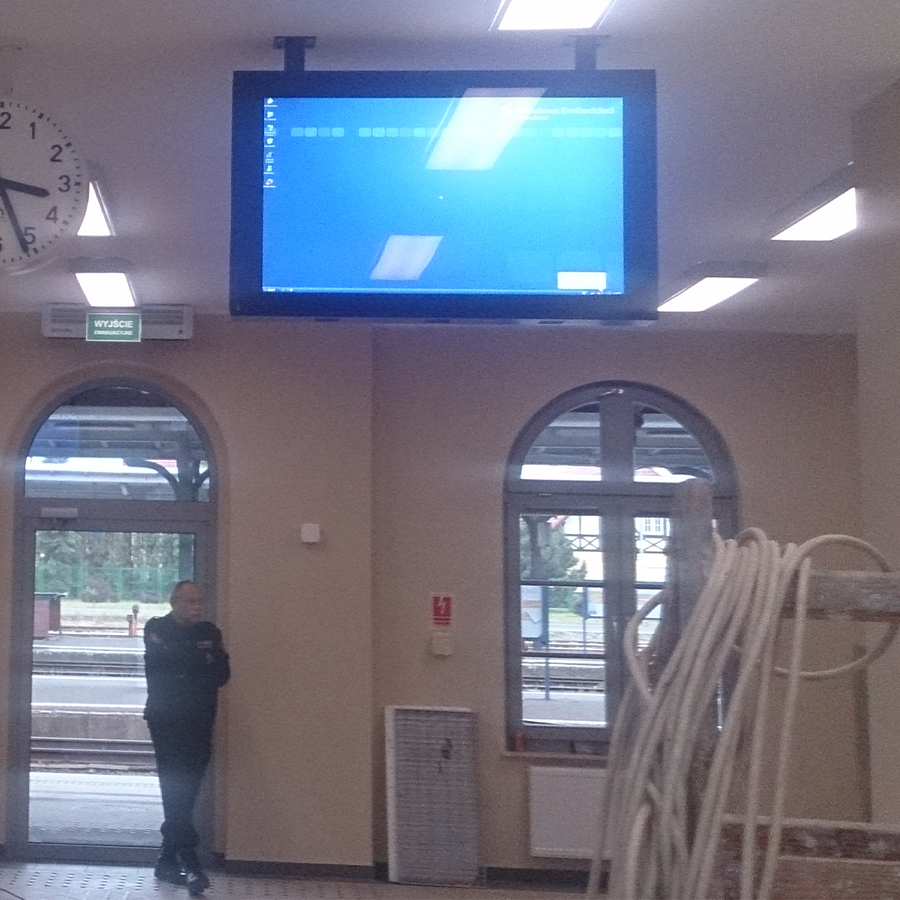 Dworzec Lębork_galeria1 Solix.pl - Digital Signage dla transportu publicznego, solix, Solix