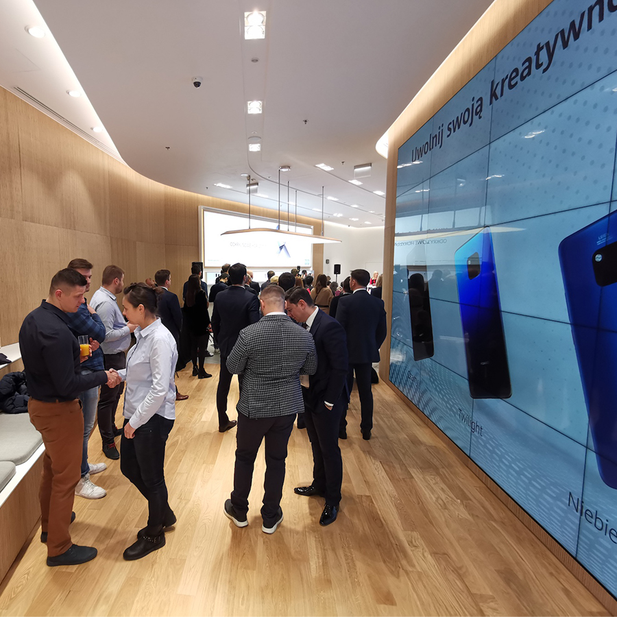 Huawei_galeria8 Solix.pl - Digital Signage dla galerii i sklepów, solix, Solix