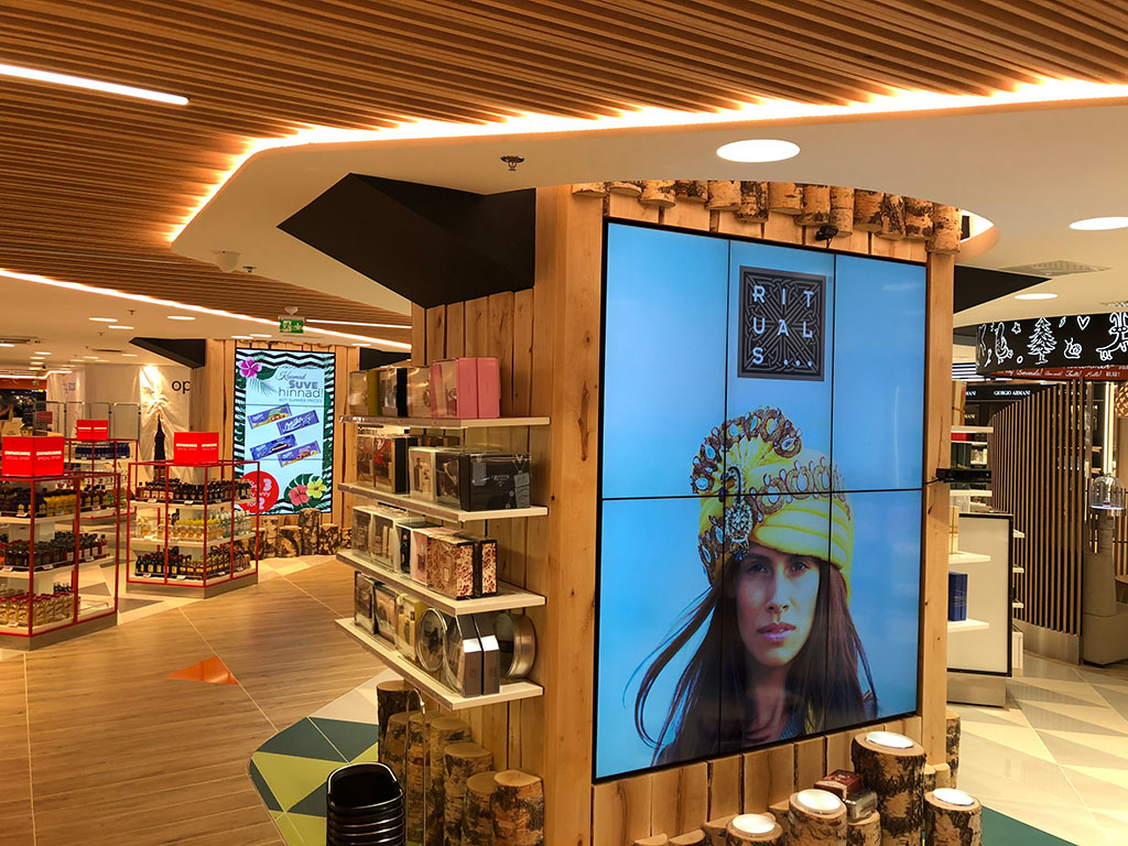 IMG_0045_baltona Solix.pl - monitory reklamowe - Baltona