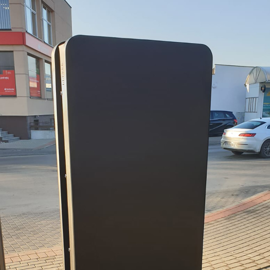 SOLIX totem zewnetrzny 49 Pleszew 4 Solix.pl - Digital Signage dla urzędów i banków, solix, Solix