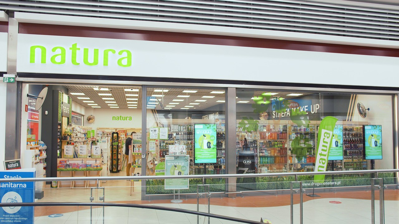 Drogerie Natura wzmacniają komunikację dzięki Digital Signage